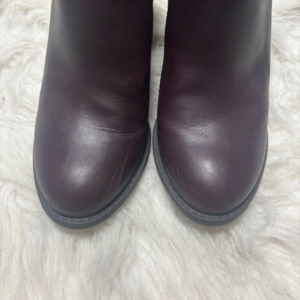 American Eagle Maroon Buckle Stacked Heel Booties size Women’s 8